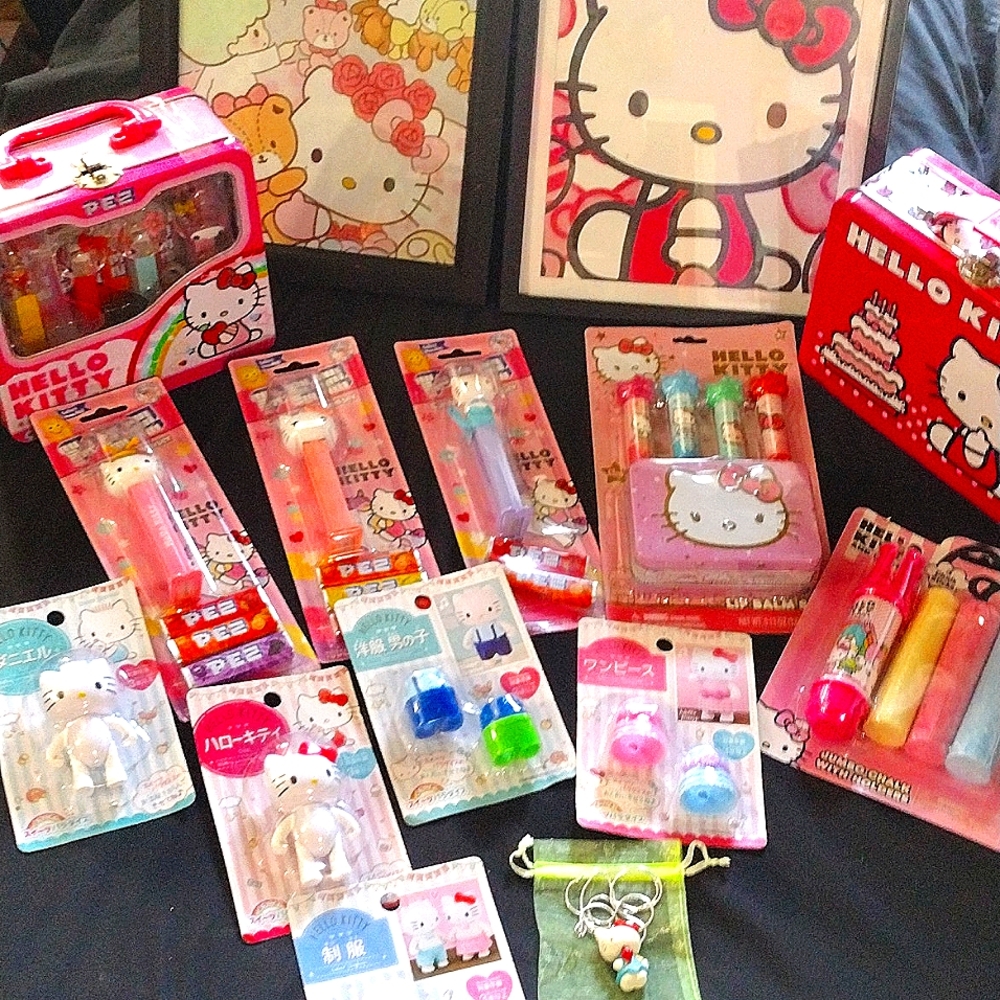 HUGE Hello Kitty Sanrio Bundle NWT